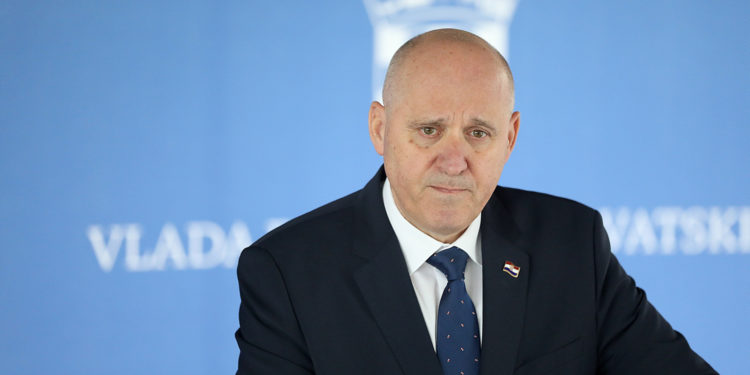 Ministar Bačić: ‘Minirat ćemo Vjesnik’