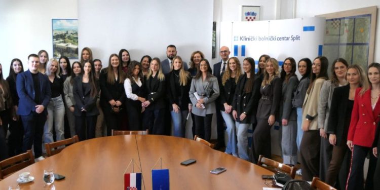 Mladi talenti u zdravstvu: KBC Split dodijelio 26 stipendija budućim medicinskim sestrama i tehničarima