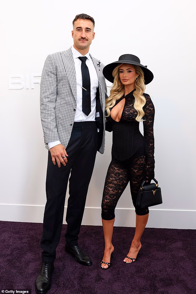 Moda za Derby Day 2025: Svi najbolji izgledi dok slavne osobe počinju svoje dolaske