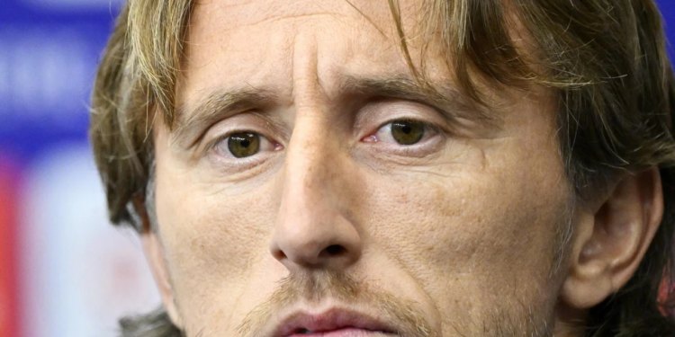 Modrić otkrio detalje teškog razdoblja: “Plakao sam pod tušem i molio Boga da me nitko ne vidi”