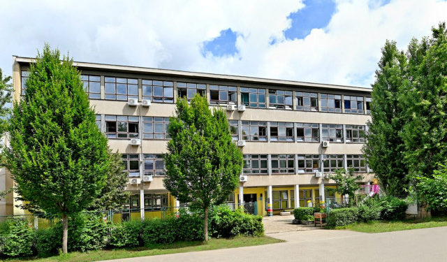 Mostar: Glasine o oružju i popisu učenika u V. osnovnoj školi bile lažne, policija i škola demantirali navode