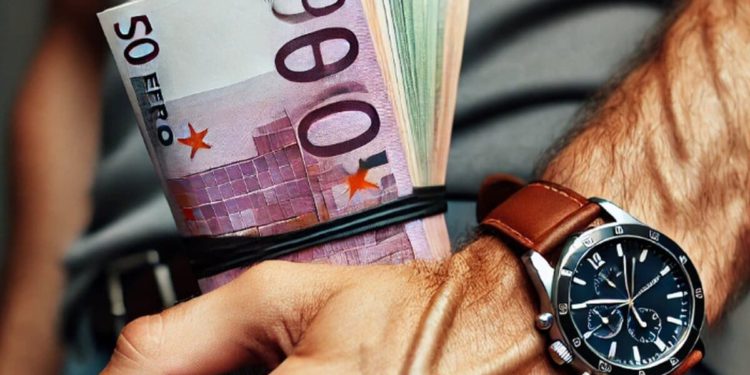 Muškarac u Splitu ostao bez četiri tisuće eura