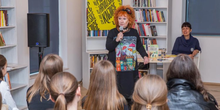 Nagrađivana književnica Melita Rundek dubrovačkim osnovnoškolcima podijelila svoje veliko spisateljsko iskustvo