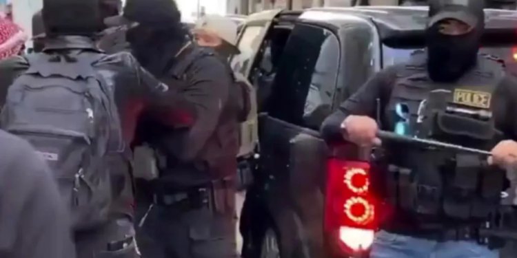 Napadi agenata ICE-a rastu dok gradski čelnici uništavaju savezne imigracijske operacije