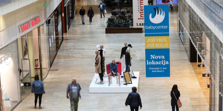 Nekad hrvatski najjači šoping centar, danas sablasna atmosfera: ‘Jeli moguće da je skoro sve zatvoreno’