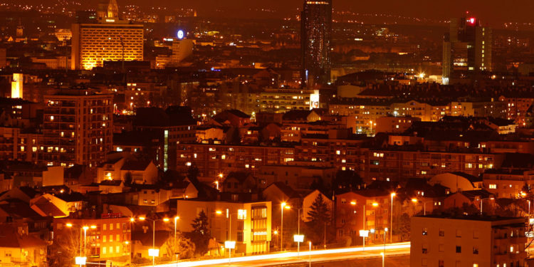 Noćne eksplozije odjekivale Zagrebom, građani u panici: ‘Ljudi, što se događa?’