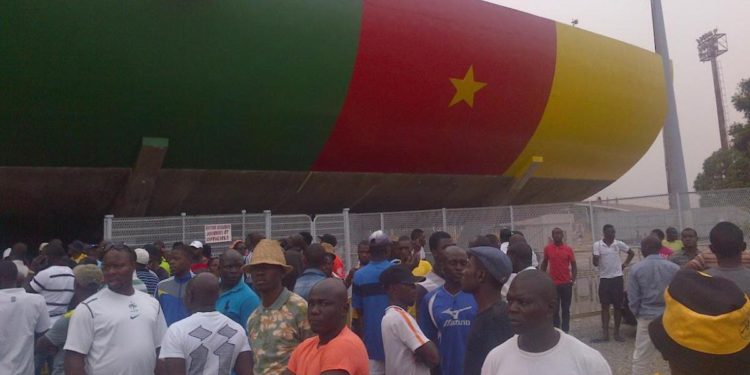 Nogometna putovanja: stadion Omnisport u Yaoundéu, Kamerun