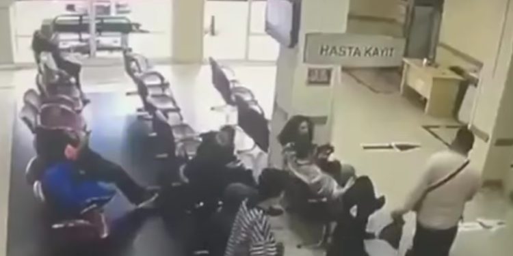 Obitelj uživala u popularnoj hrani na ulicama Istanbula: Odmor se pretvorio u tragediju