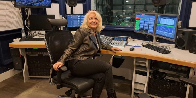 Od kolumni “Pitaj Dariju” do razgovora uživo: Ne propustite ovog utorka od 18 sati u knjižnici Trstenik