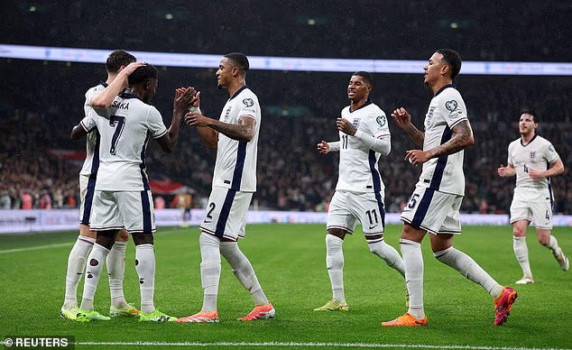 Otkriveno: Ekskluzivni klub Engleska može se pridružiti u završnoj utakmici kvalifikacija za Svjetsko prvenstvo – Tri lava ciljaju postati prva nacija koja je to postigla u 35 GODINA