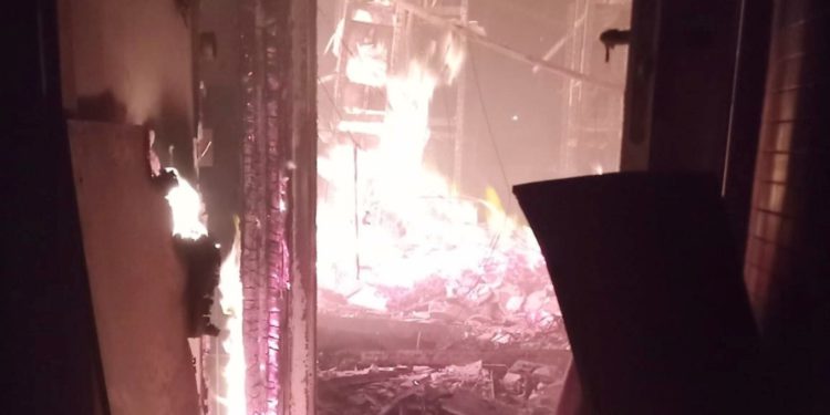 Pakao Vjesnika, pogledajte slike iz goruće zgrade: Evo s čim su se borili zagrebački vatrogasci