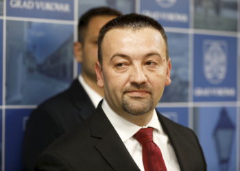 Pavliček traži odgodu srpske izložbe u Vukovaru: ‘Svaki pedalj grada natopljen je krvlju branitelja’