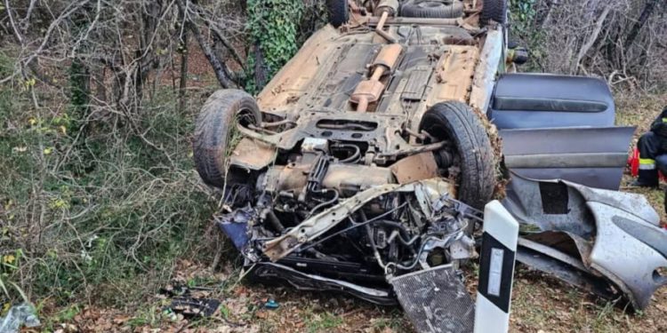 Pijan sletio s ceste kod Brtonigle, udario u stabla…