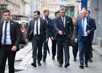 Plenković spustio ‘posrnulim drugovima’: ‘O Thompsonu si šutio, bojali ste se naroda’