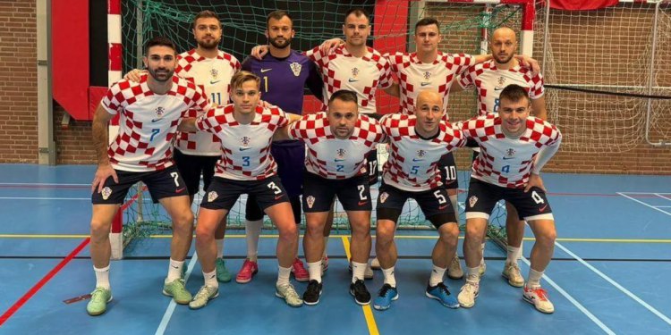 Pločani Marijo Batinović i Josip Stjepanović viceprvaci svijeta u malom nogometu za reprezentaciju MUP-a Hrvatske