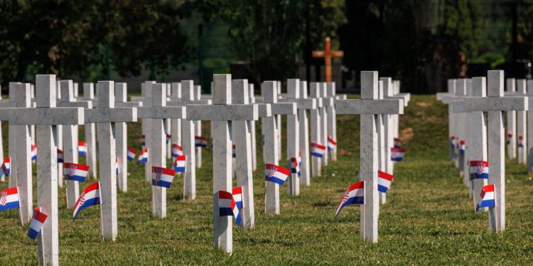 Pokop heroja Jean-Michela Nicoliera: Hrvati stižu u Vukovar, očekuje se 20 tisuća ljudi