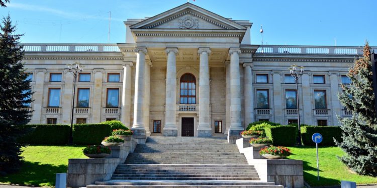 Poljski zastupnici pozivaju na premještanje ruskog veleposlanstva — RT World News