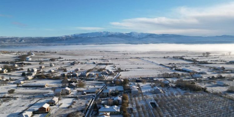 Prava zimska čarolija u dalmatinskom gradu, evo kako izgleda Sinj pod snijegom