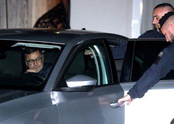 Pretražuju Mikulićev ured, Plenković je bio malo nervozan: ‘Nismo znali za akciju, ne želim elaborirati’