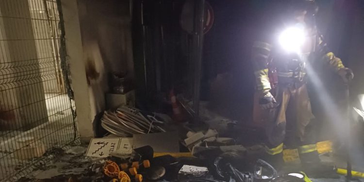 Prizori panike u Areni: Snimljeni trenuci prije evakuacije, dim se širi centrom