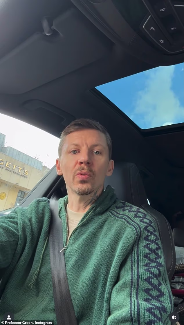 Profesor Green otkriva napetost svog razlaza i suroditeljstva dok se otvara o borbi s pićem i drogom nakon što je prethodno priznao kako me slava ‘skoro ubila’