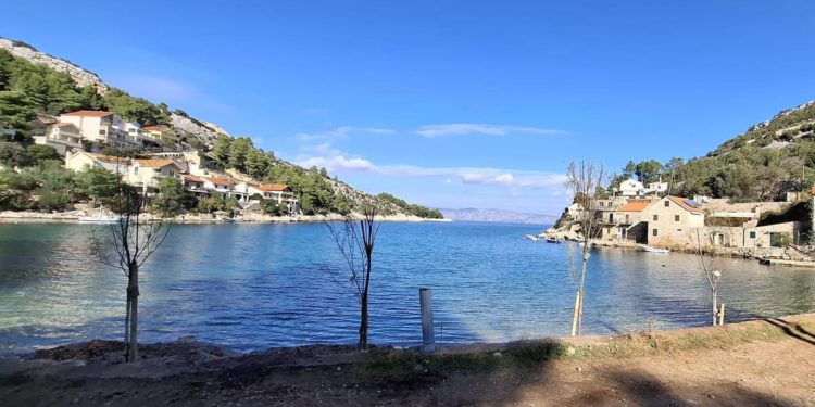 Projekt “Hrvatska prirodno tvoja” u Jelsi