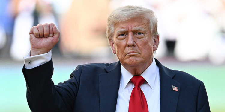 Putin i Xi se ‘ne smiju igrati’ – Trump — RT World News