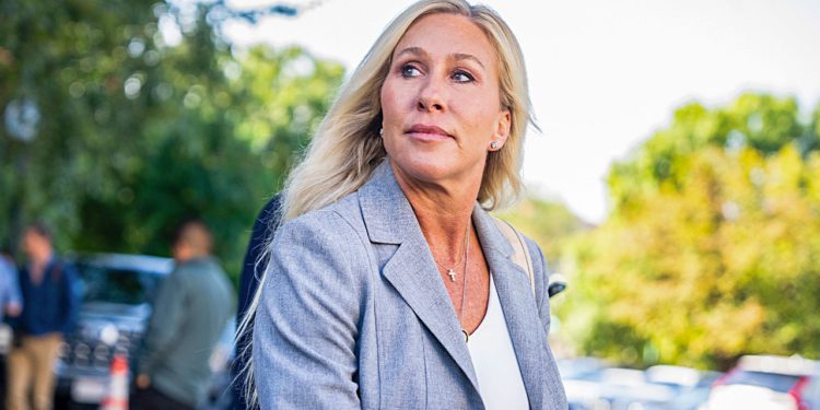 Raskin kaže da bi Demokratska stranka pozdravila MTG, što je izazvalo zviždanje publike