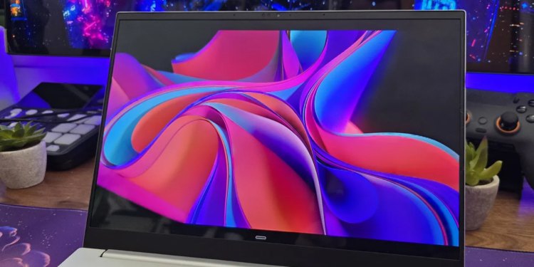 Razer Blade 14 dobiva prvi veliki pad cijene od lansiranja uoči Crnog petka