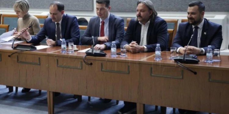 Restović i Malenica s kolegama saslušali 13 kandidata za ustavne suce. Evo koja su im pitanja zastupnici postavljali