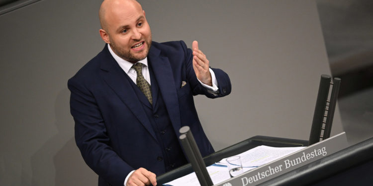 Rusija ‘nije prijetnja’ Njemačkoj – visoki oporbeni zastupnik — RT World News