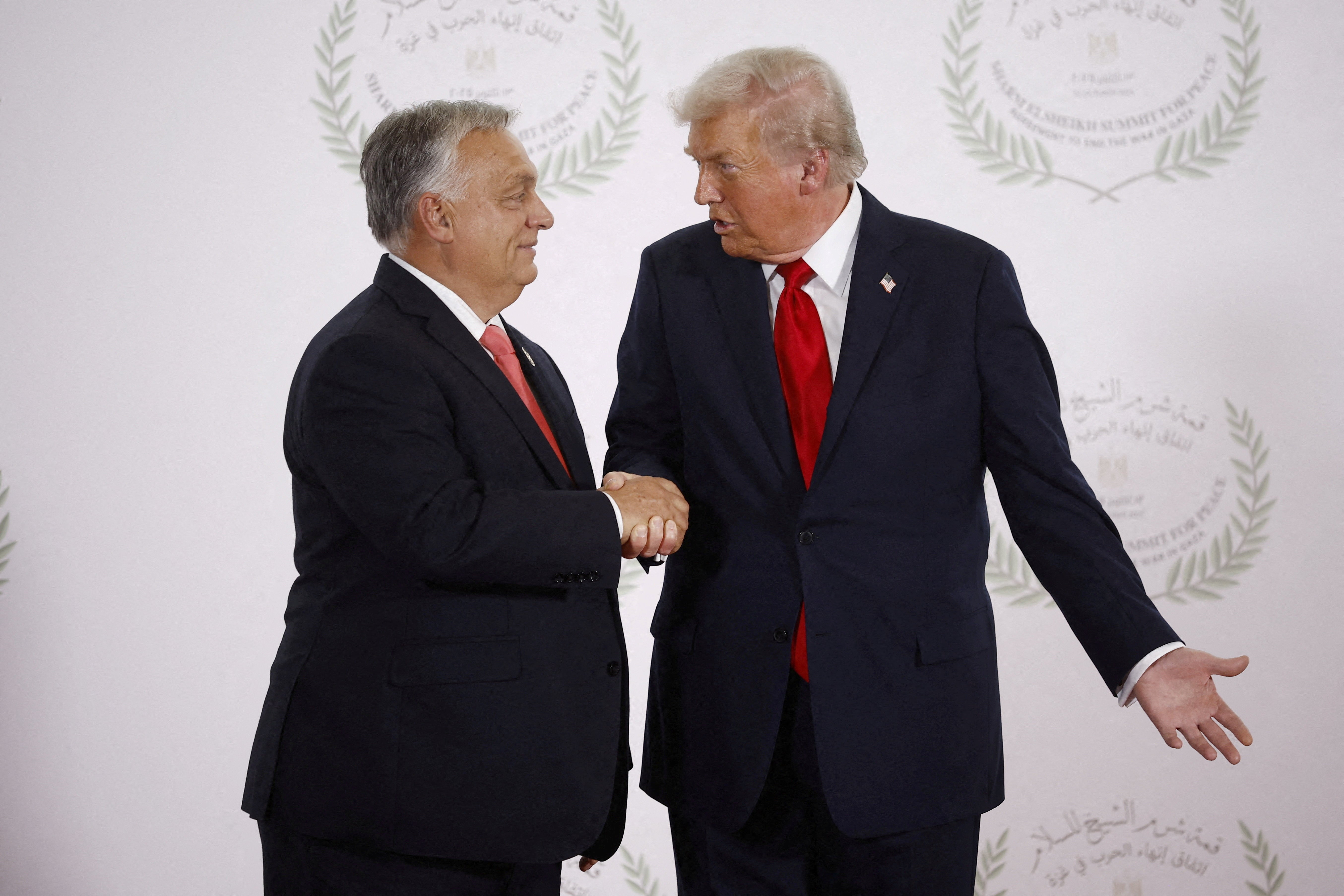 Viktor Orban i Donald Trump - koji bi se kasnije u petak trebali sastati u Bijeloj kući - zadnji put su se susreli na summitu svjetskih čelnika o okončanju rata u Gazi u Sharm el-Sheikhu u listopadu