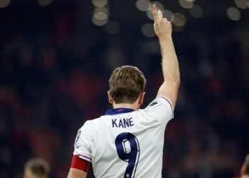 SLUŠAJTE In The Box. engleski parni valjak. Newcastle, toliko problema