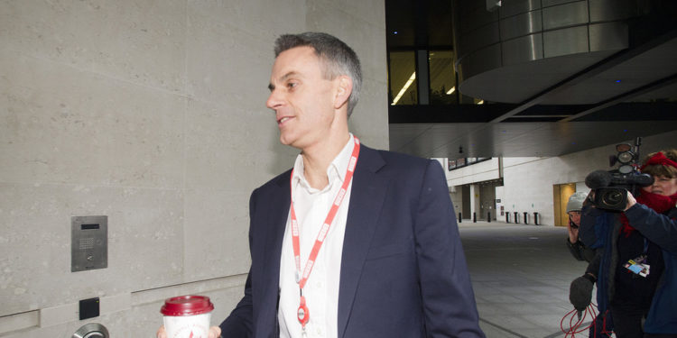 Šefovi BBC-ja dali ostavku zbog skandala oko lažiranog Trumpovog govora — RT World News