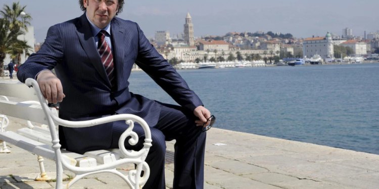 Slobodna Dalmacija – Čitajte i plačite; evo cijele liste 201 firme kojima ‘Kerum’ duguje 97 milijuna eura!? Dobit će 1,2 milijuna, evo iznosa