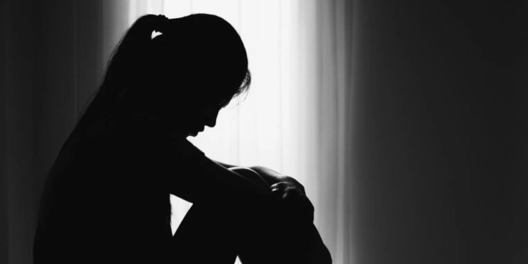 Slobodna Dalmacija – Drama u okolici Splita; pustila bivšeg partnera u stan pa je fizički napao i prijetio joj! Policija je brzo stigla…