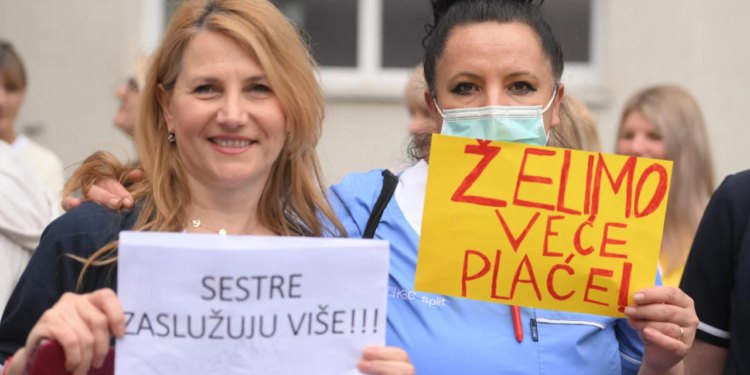 Slobodna Dalmacija – I onda se čude što mladi bježe! Satnice zaprepastile Splićane; ovo nude medicinskoj sestri: ‘Ček, to je neto!?’