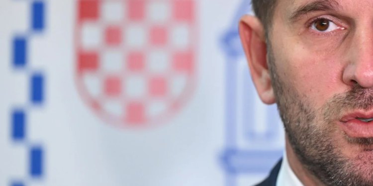 Slobodna Dalmacija – Konačno se oglasio i Šuta! Evo što kaže o skandaloznom događaju: ‘U mjesecu sjećanja na Vukovar…’