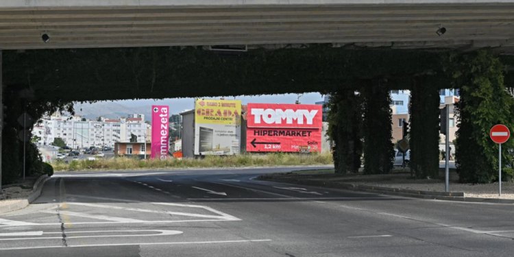 Slobodna Dalmacija – Splićani na ovu cestu čekaju godinama; traži se nova dozvola, rušit će se i kuća! Ipak, neće baš sve ići glatko…