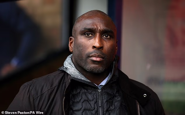 Sol Campbell tvrdi da navijači imaju ‘amneziju’ o njegovoj nogometnoj karijeri – i da ga se sjećaju samo po neslavnom prelasku iz Tottenhama u Arsenal