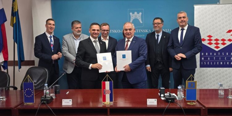 Splitsko-dalmatinska županija i Hrvatska matica iseljenika potpisali sporazum o suradnji