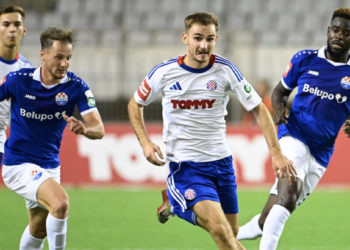 Sportske novosti – Bijeli će glavninu priprema za Jadranski derbi odraditi bez cijele jedne momčadi! Jedno se pod svaku cijenu želi izbjeći