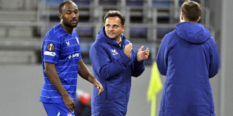 Sportske novosti – ‘Gospodine Kovačević, dobro došli u plavi pakao. Jednu stvar trener još uvijek nije utuvio igračima u glavu’