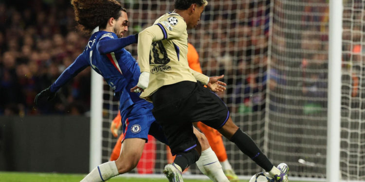 Sportske novosti – Iz Chelseaja bacaju otrovne strelice: ‘Barcelona favorit? Ne, mi smo! A Cucurella je Yamala stavio u džep’