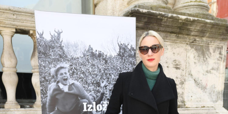 Sportske novosti – Poznata odvjetnica opustošila zadarski stadion: Odnijela stolice, semafor, kamere, a svlačionice su nestale