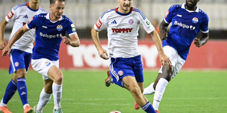 Sportske novosti – Prošla reprezentativna stanka bila je početak pada za hajdukovca, a sada ima priliku podsjetiti zašto je dugo bio nezamjenjiv