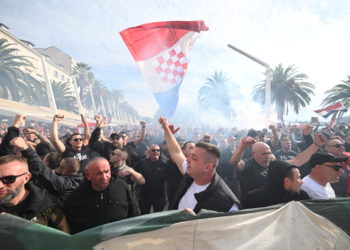 Srbi rigaju vatru nakon prosvjeda u Splitu, spominju i Thompsona: ‘Radikalne ustaše više se ne kriju’