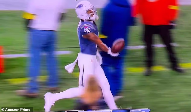 Stefon Diggs pozvao je na interakciju s navijačicom nekoliko trenutaka nakon što je djevojka Cardi B objavila rođenje njihovog djeteta