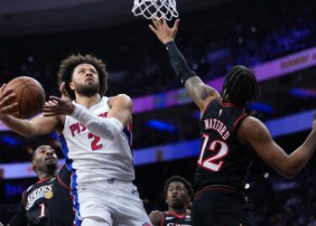 Stižu Pistonsi! Cunningham dominira 76ersima, 6 pobjeda zaredom. Durant vuče Houston