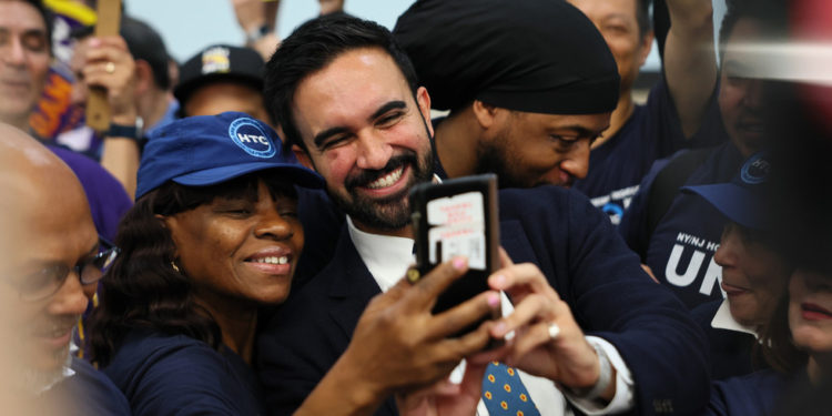 Što zapravo znači ‘socijalist’ na čelu New Yorka? — RT Svjetske vijesti